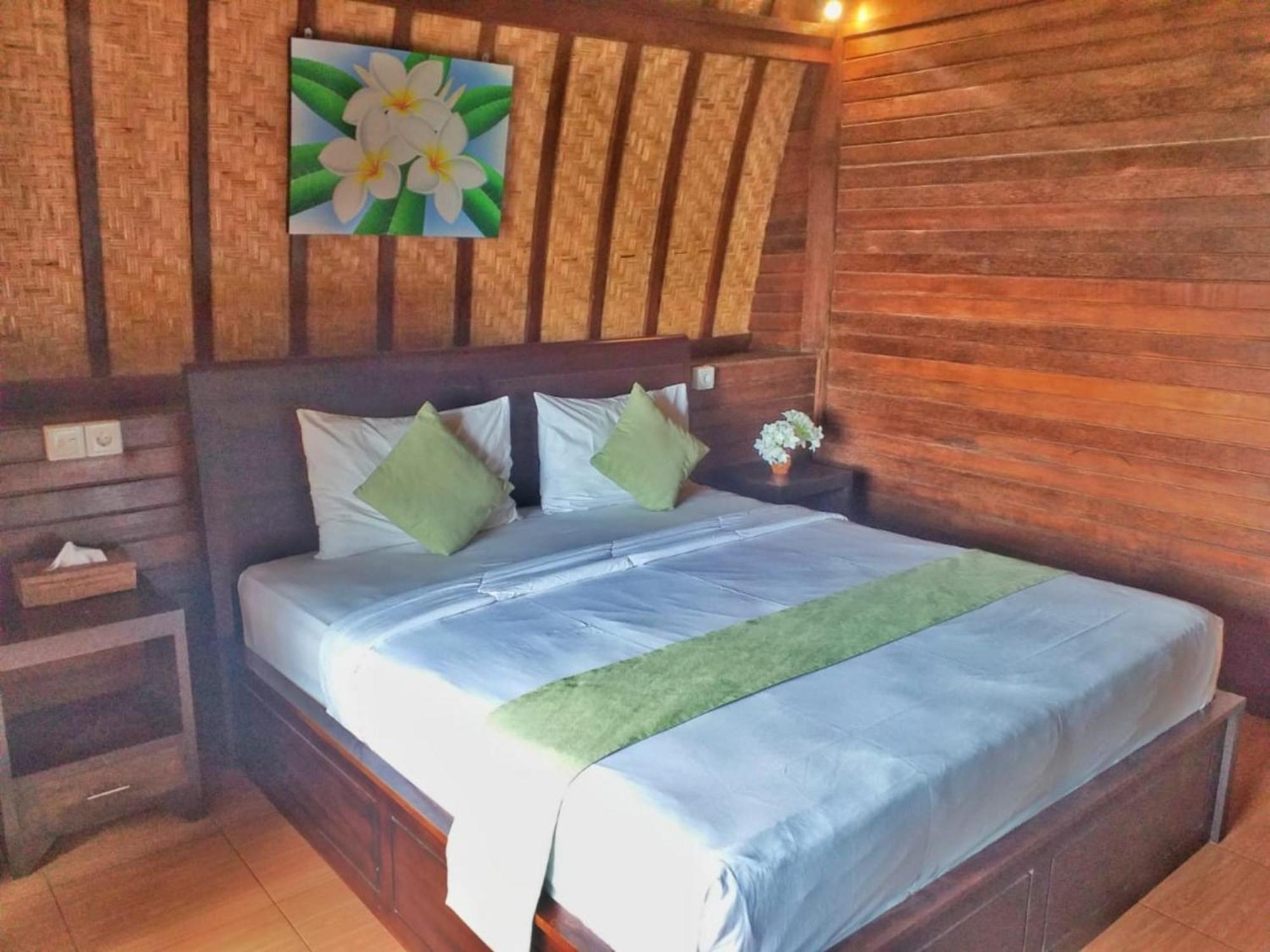 Bataran Garden Cottage Batununggul Pokój zdjęcie